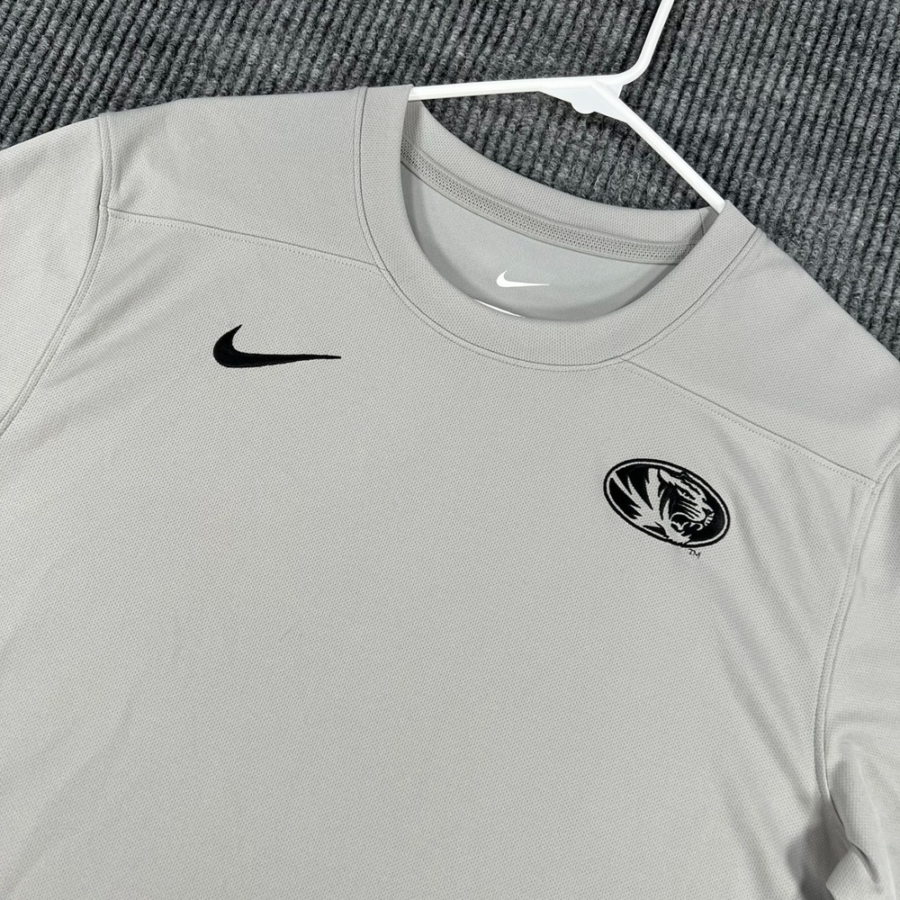 Missouri Tigers Mizzou Shirt Mens Medium Gray Short Sleeve Nike Dri Fit SEC